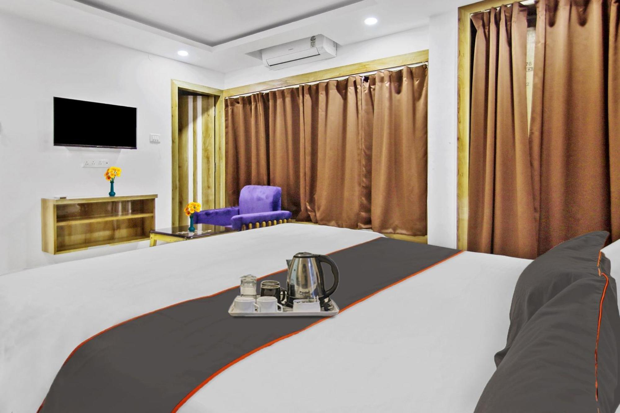 Capital O The Jumar Hotel Silwai ภายนอก รูปภาพ
